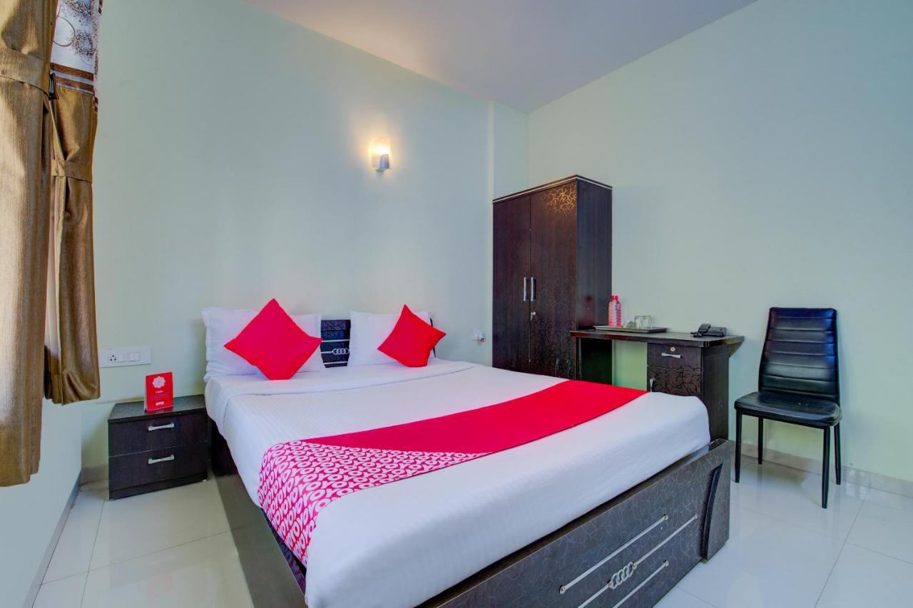 Hotel E Serai Пюн Екстериор снимка